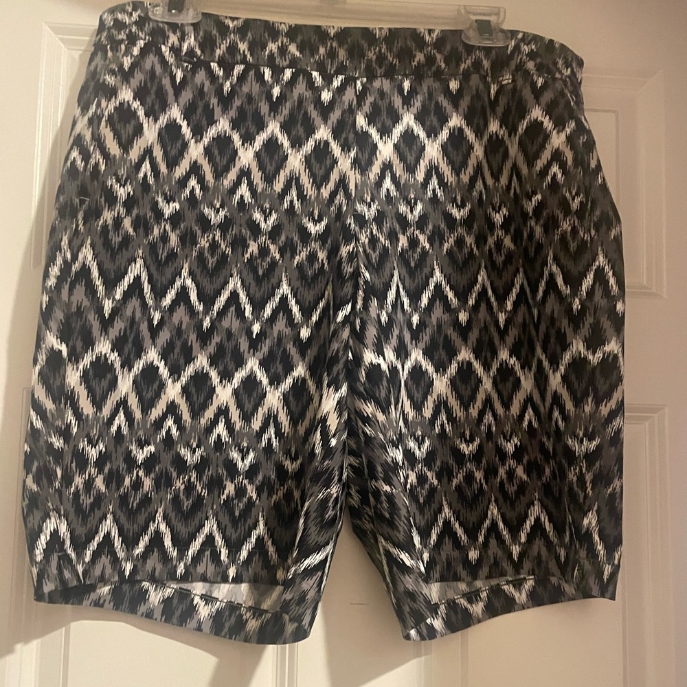 Spanx shorts size large